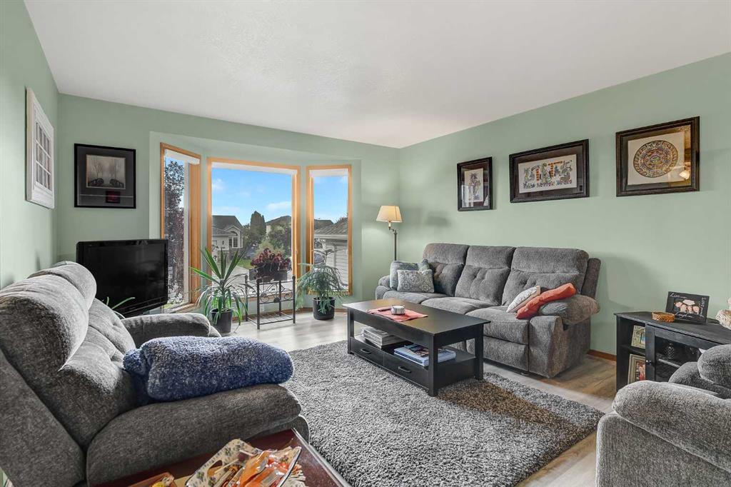 Fourth View of 8914 117 Avenue Avenue , Crystal Lake Estates, Grande Prairie, Alberta, T8X 1K2