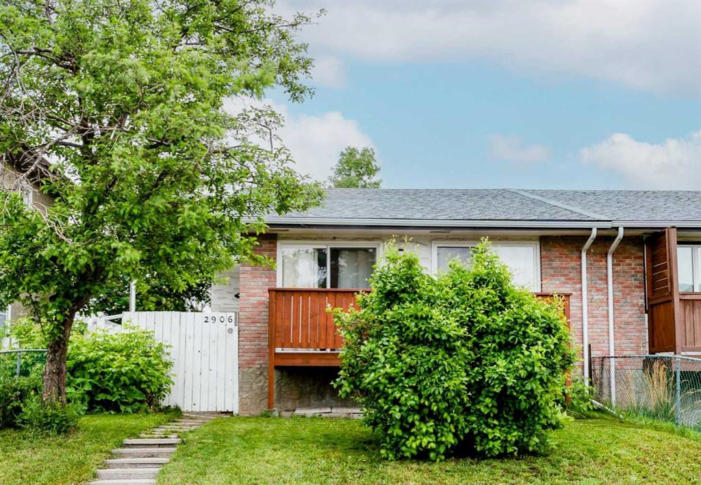 Main View of 2906 Doverville Crescent SE, Dover, Calgary, Alberta, T2B 1T0
