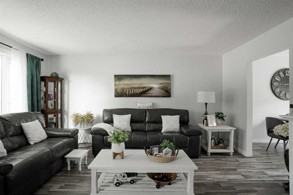 Fifth View of 114 Hilltop Crescent , Thickwood, Fort McMurray, Alberta, T9H 3V4