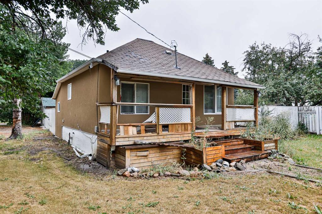 Third View of 105 Broadway S  , NONE, Raymond, Alberta, T0K 2S0