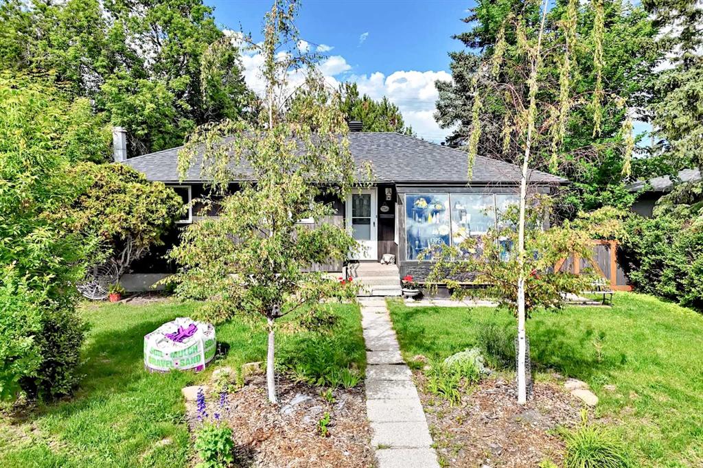 Third View of 4832 Worcester Drive SW, Wildwood, Calgary, Alberta, T3C3L6