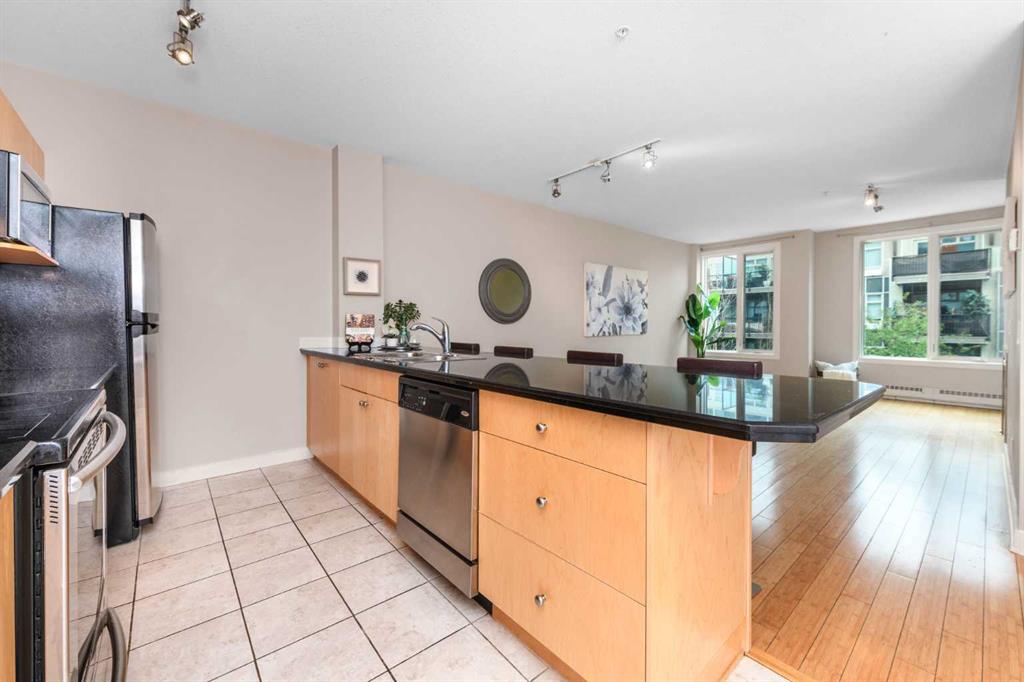 Fourth View of 310, 328 21 Avenue SW, Mission, Calgary, Alberta, T2S 0G8