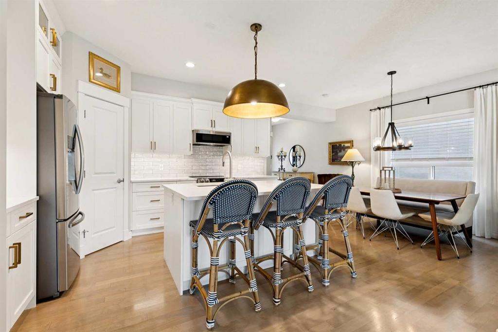 Fourth View of 9062 14 Avenue SW, Aspen Woods, Calgary, Alberta, T3H4A5