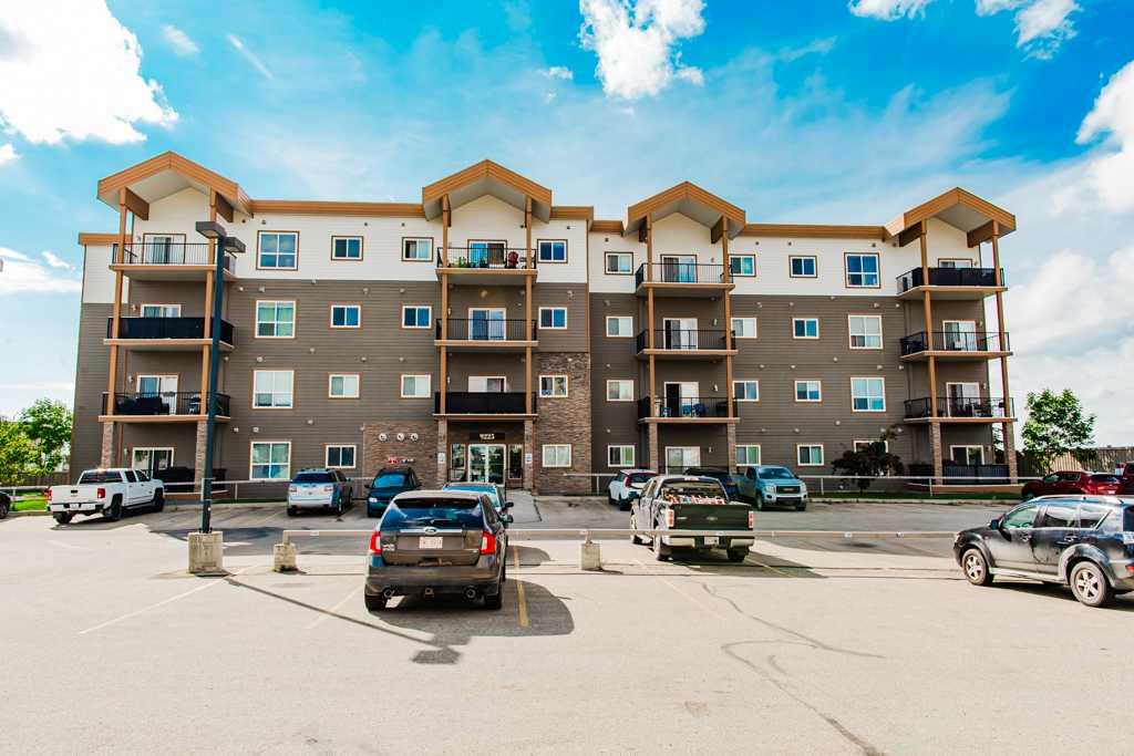 203, 9225 LAKELAND DR  , A2337610, Alberta,