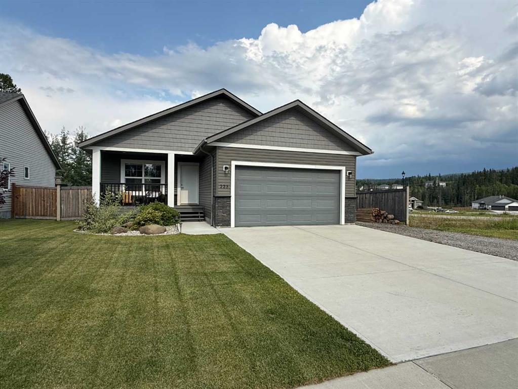 223 Eaton Drive , A2337634, Alberta,