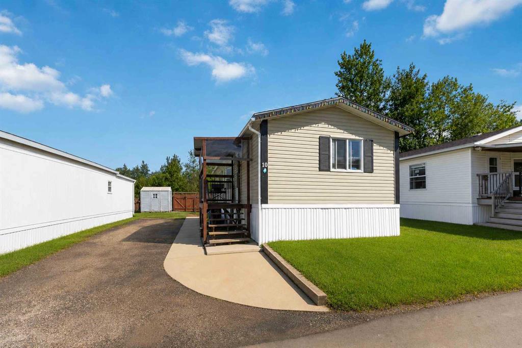 10 Pelican Drive , A2337644, Alberta,