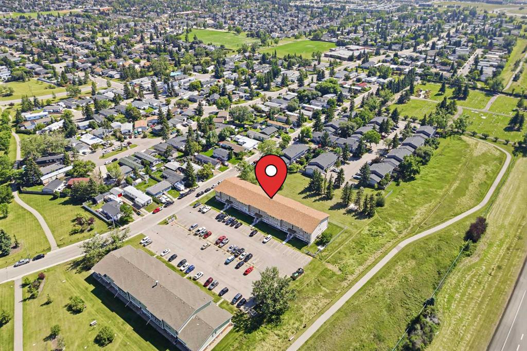 220, 101 Big Hill Way SE, A2337649, Alberta,