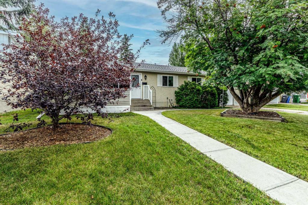27 Martin Close , A2337662, Alberta,
