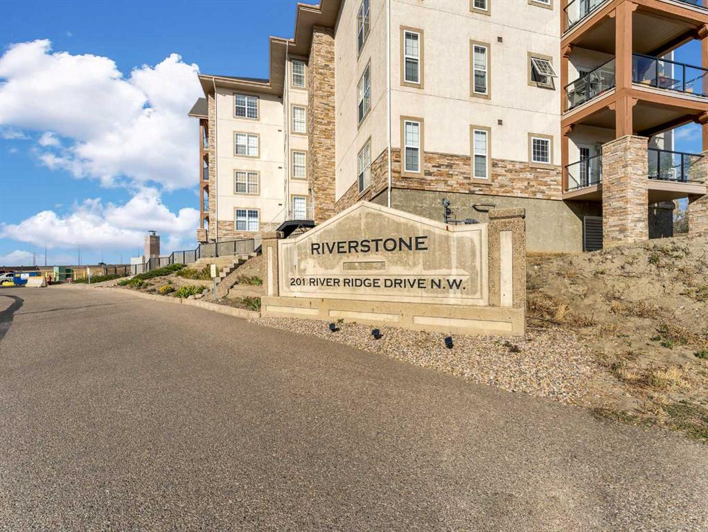 427, 201 River Ridge Drive NW, A2337669, Alberta,