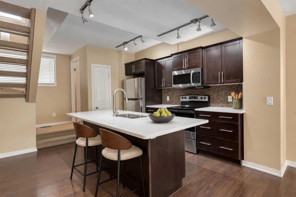 Fourth View of 125 Auburn Bay Common SE, Auburn Bay, Calgary, Alberta, T3M 0M5