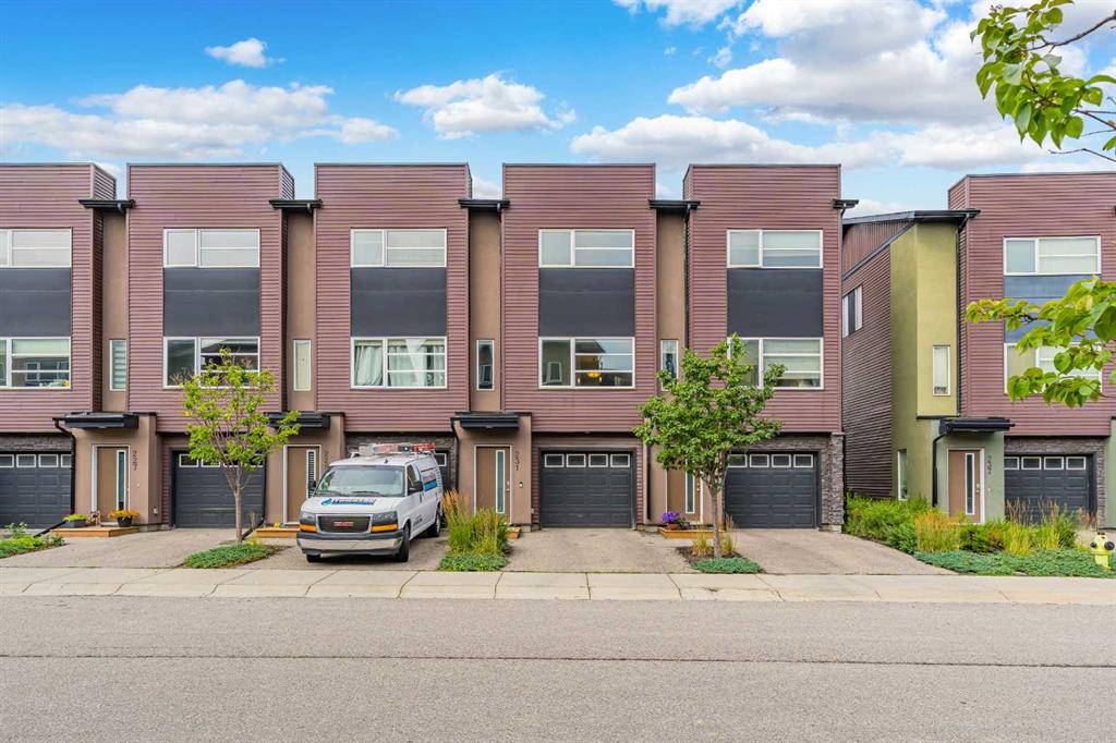 231 Covecreek Circle NE, A2337863, Alberta,