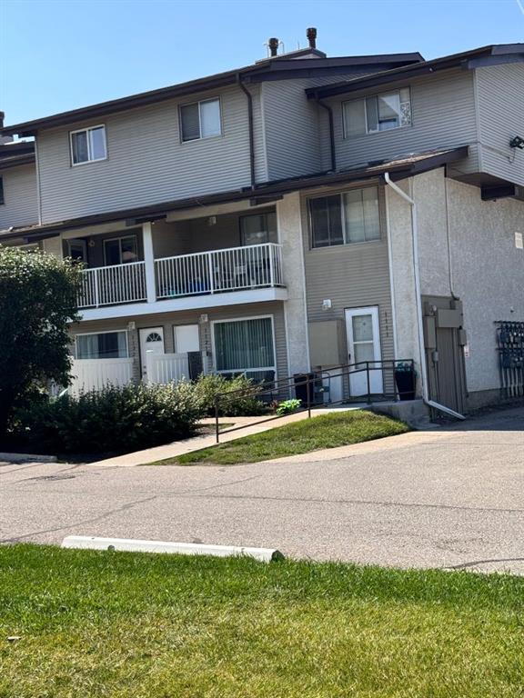 Fourth View of 1111, 200 BROOKPARK Drive SW, Braeside, Calgary, Alberta, T2W 3E5