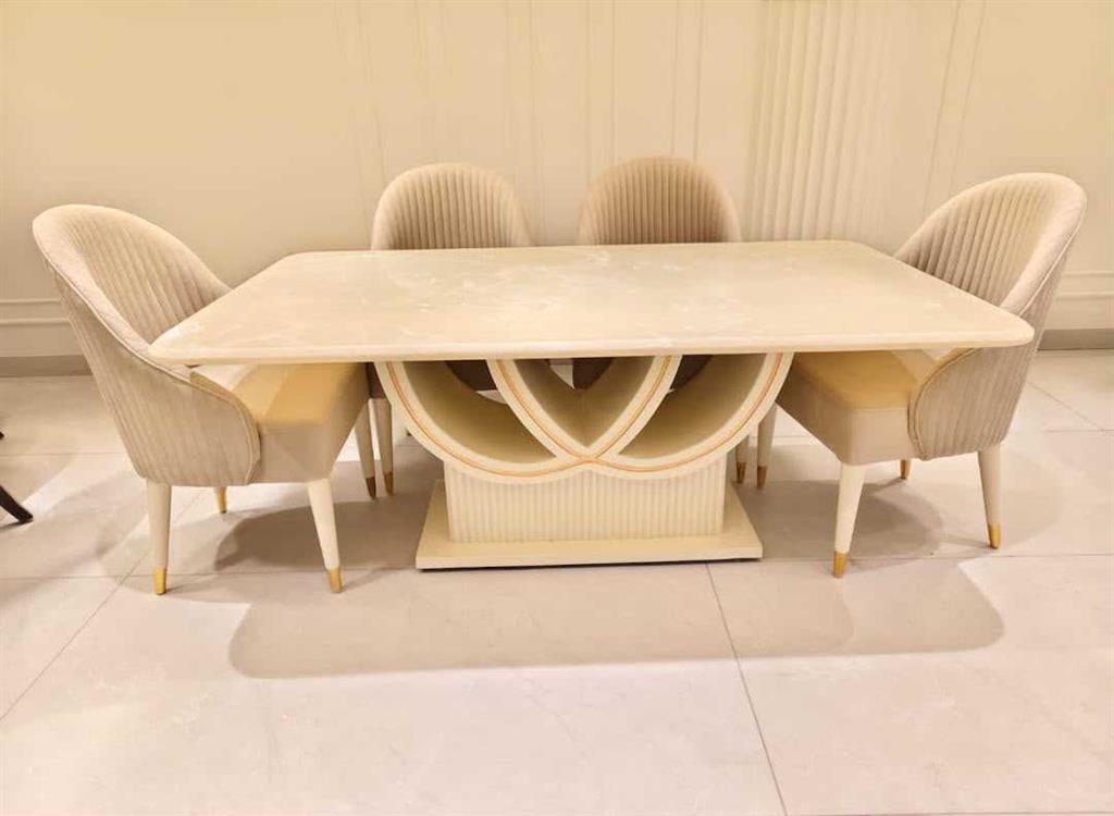 1 Furniture Store way  , A2337914, Alberta,