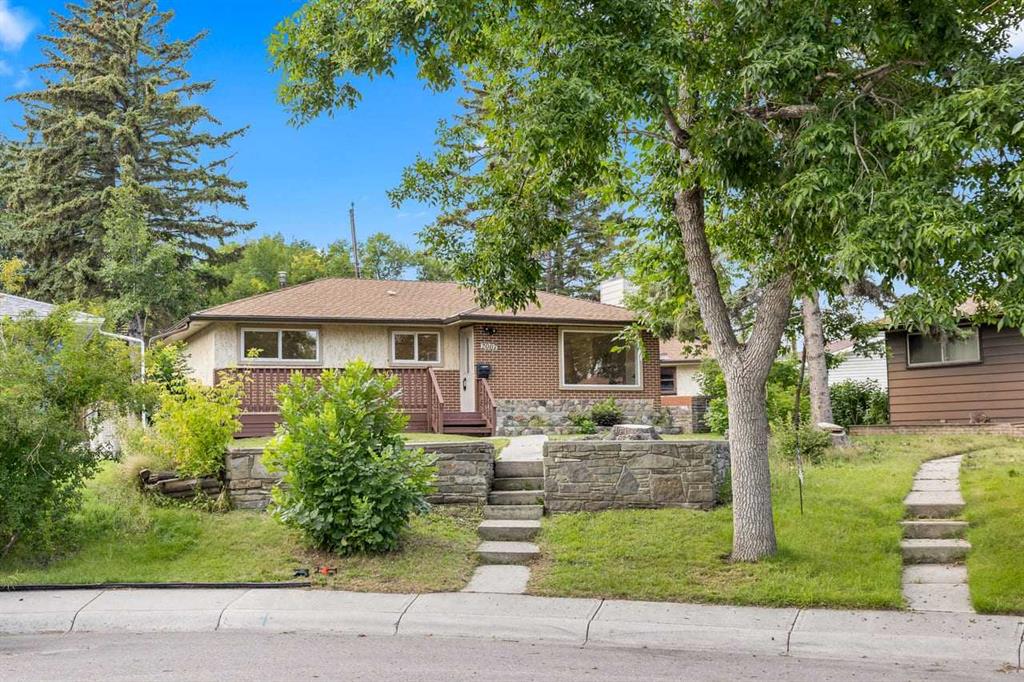 2007 Cottonwood Crescent SE, A2337922, Alberta,