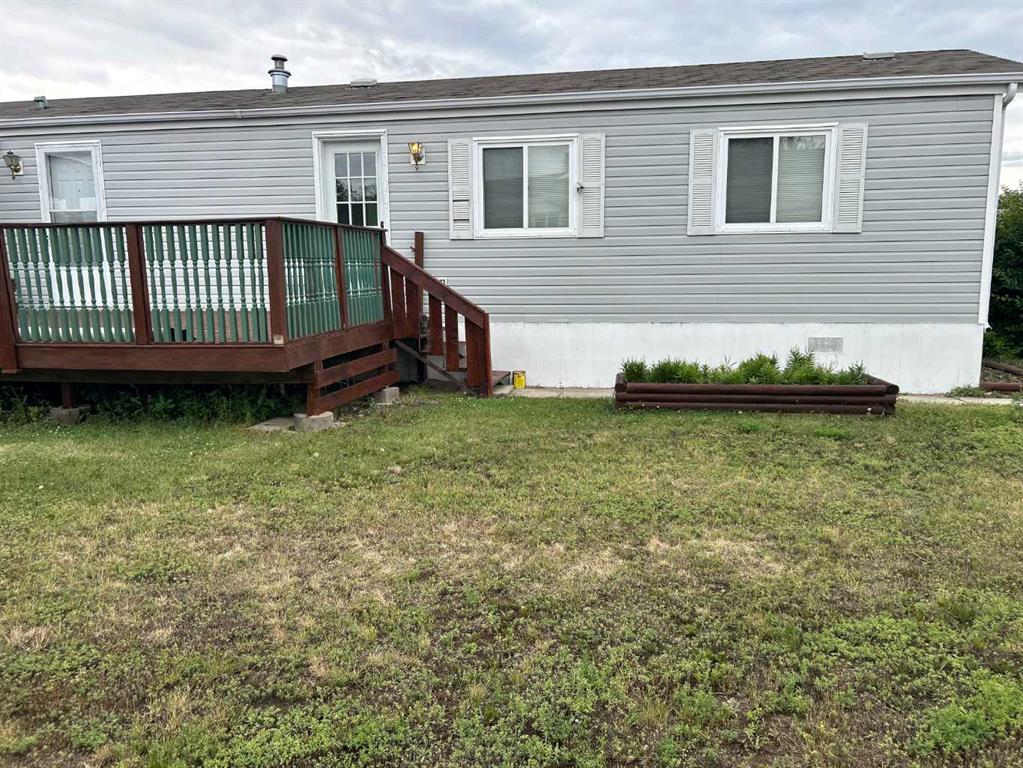 Fourth View of 109 Meadowlake Close E, Meadow Lake, Brooks, Alberta, T1R 1G1