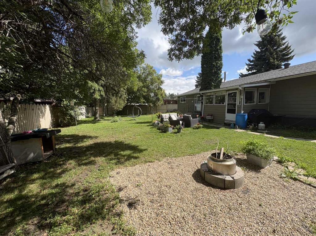 Third View of 3410 51A Avenue , Steele Heights, Lloydminster, Alberta, T9V 1E8