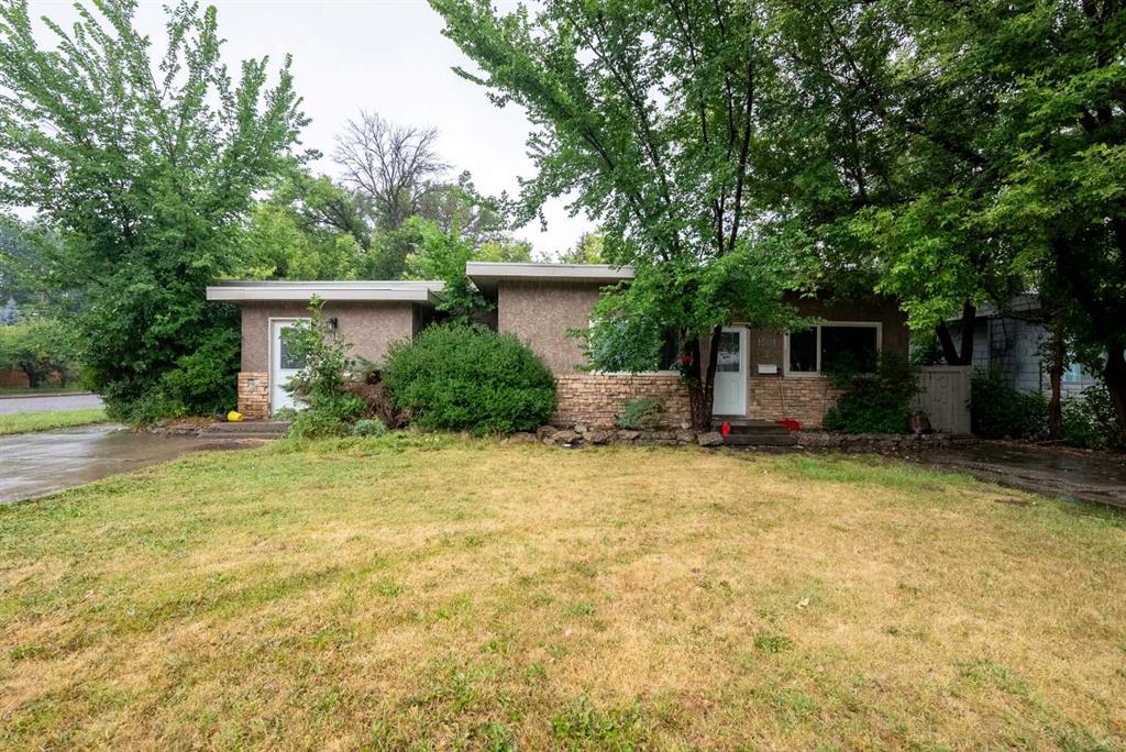 Third View of 1501 16 Avenue S, Agnes Davidson, Lethbridge, Alberta, T1K 0Y7