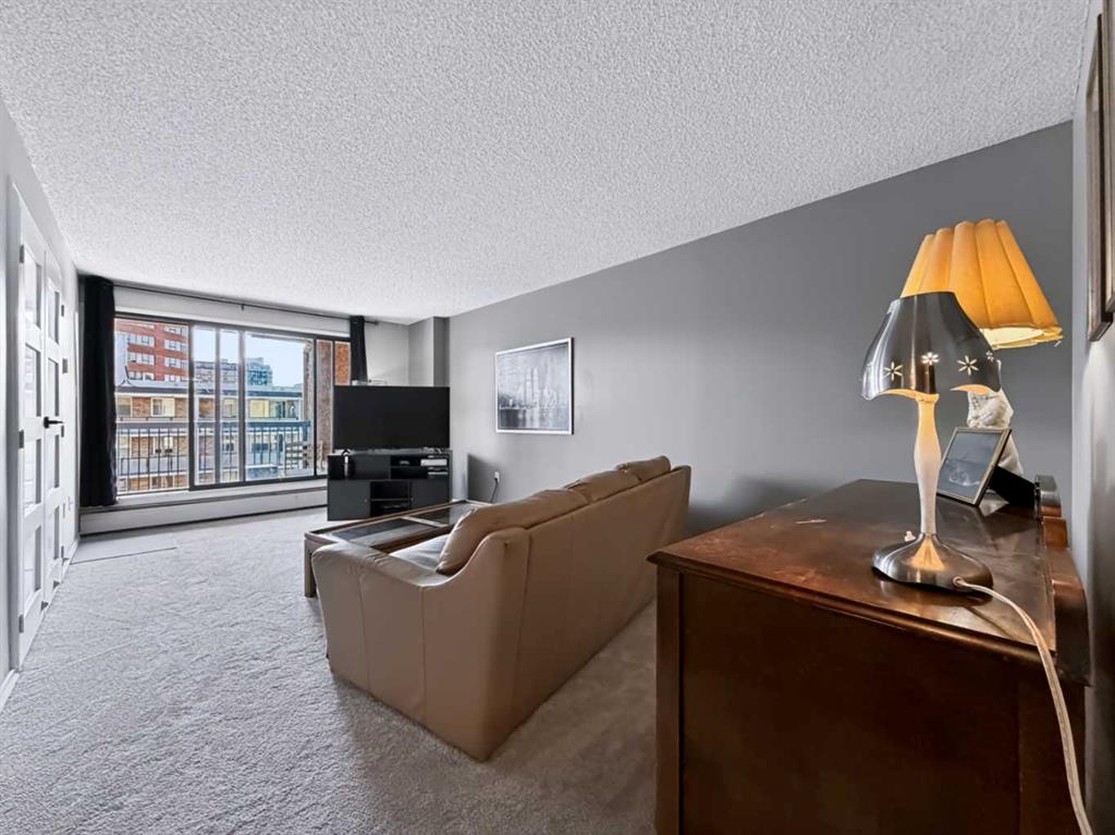 Fifth View of 704, 718 12 Avenue SW, Beltline, Calgary, Alberta, T2R 0H7