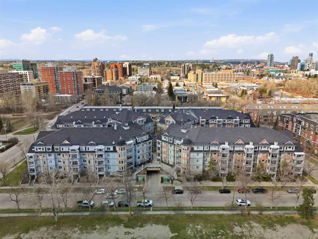 Third View of 103, 2411 Erlton Road SW, Erlton, Calgary, Alberta, T2S 3B9