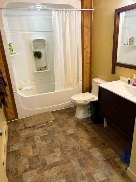 Fifth View of 1-5, 4740 54 Avenue , NONE, Whitecourt, Alberta, T7S 1A3