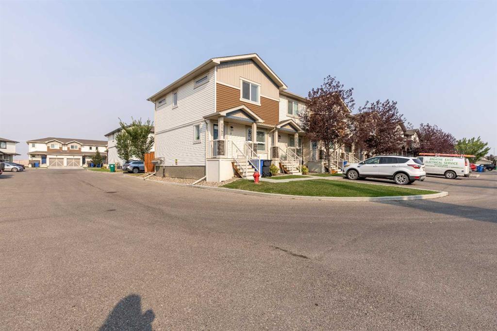 Fourth View of 1, 1142 Keystone Road W, Copperwood, Lethbridge, Alberta, T1J 5H6