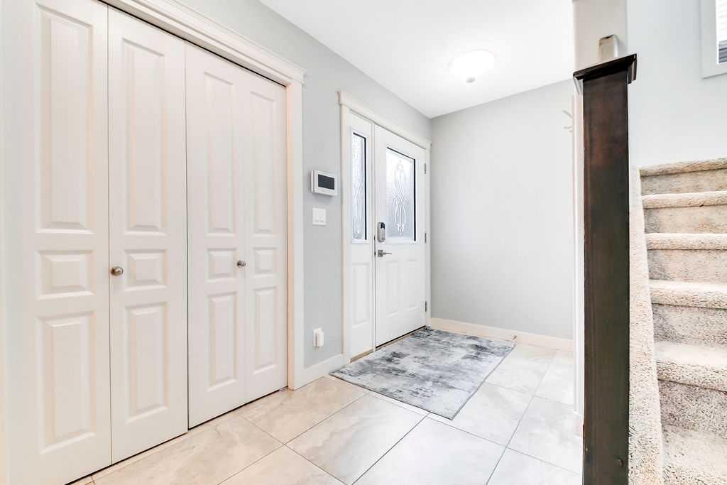 Fifth View of 210 Viscount Drive , Vanier East, Red Deer, Alberta, T4R 0M7