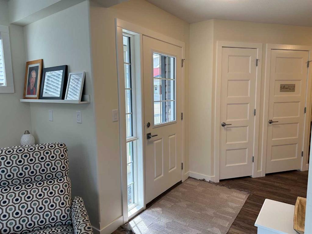 Fourth View of 33 Gair Close , Garden Heights, Red Deer, Alberta, T4P 2P9