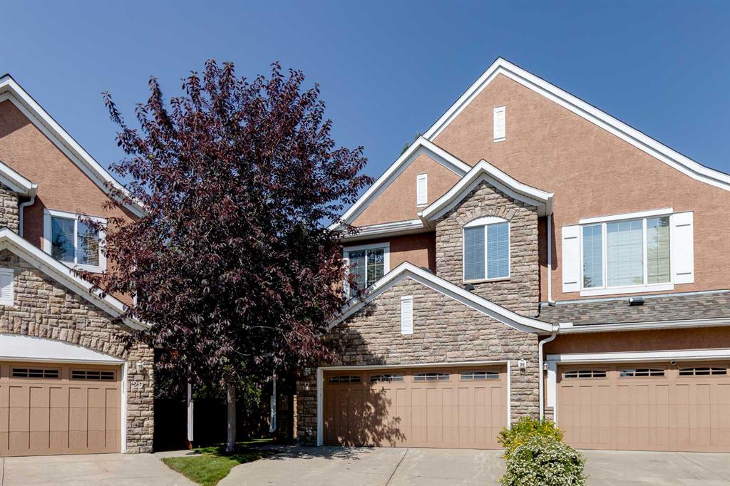 37 Cranleigh Heath SE, A2338210, Alberta,