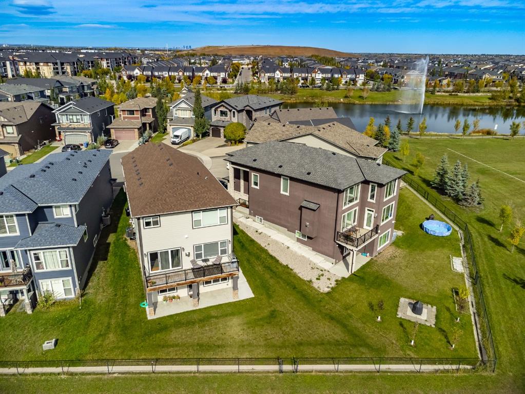 32 Legacy Cove SE, A2338222, Alberta,