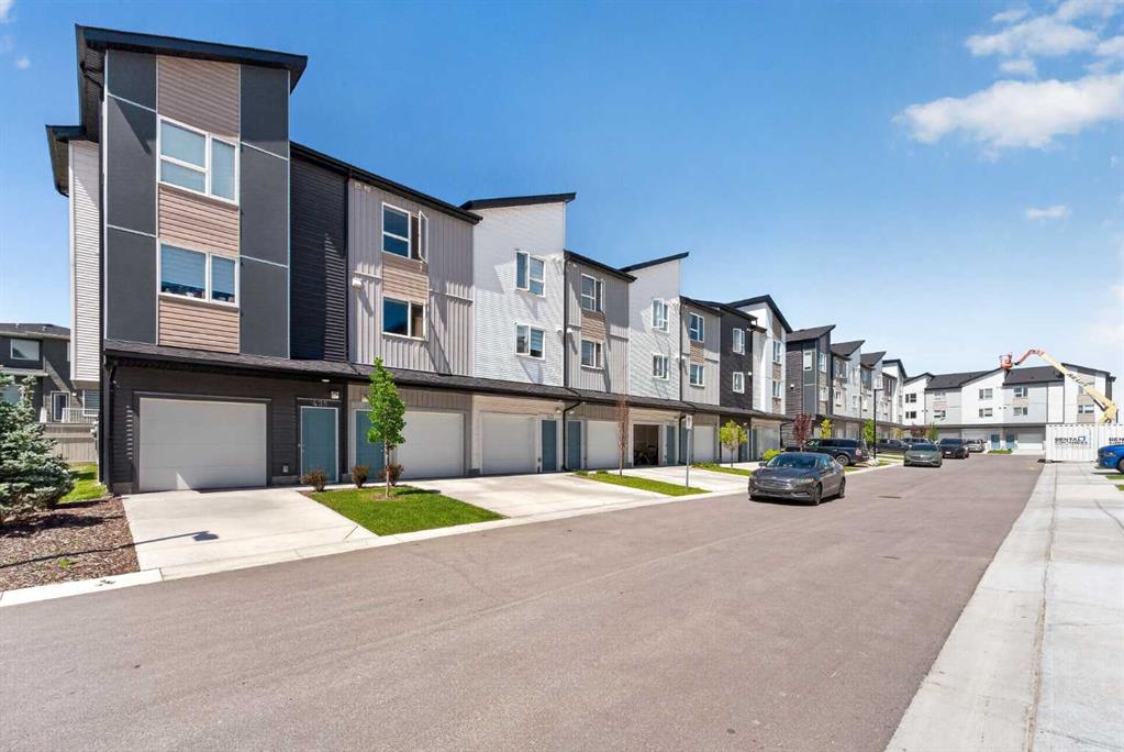 Fifth View of 433, 301 Redstone Boulevard NE, Redstone, Calgary, Alberta, T3N 1V6