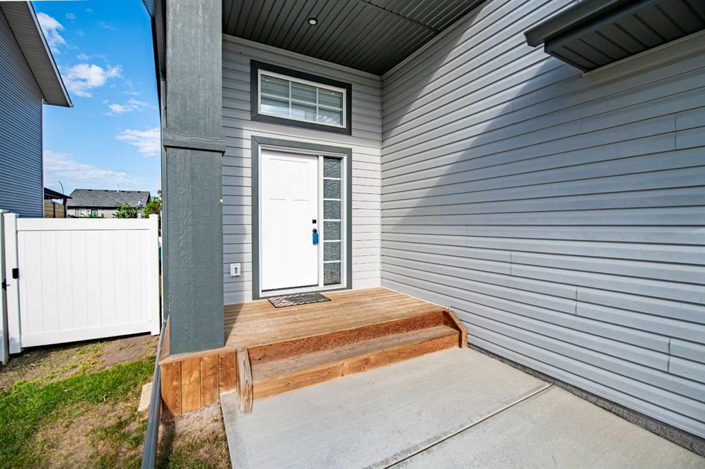 Fourth View of 38 Bardwell Way , Beacon Hill, Sylvan Lake, Alberta, T4S0M8
