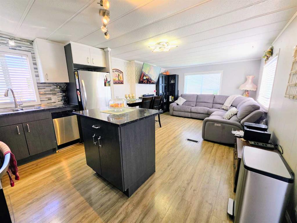 Fifth View of 409 7 Avenue , NONE, Beaverlodge, Alberta, T0H 0C0