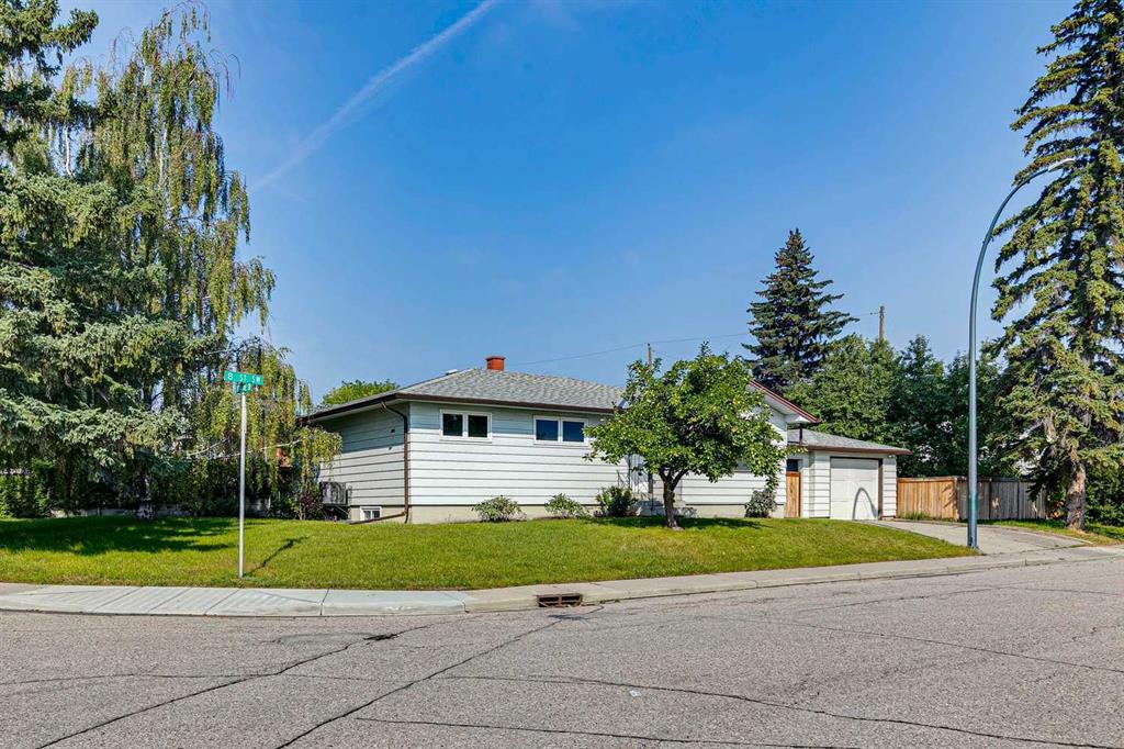 Third View of 10415 8 Street SW, Southwood, Calgary, Alberta, T2W 0H2