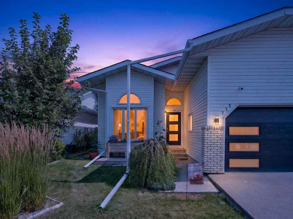 115 Wood Valley Court SW, A2338304, Alberta,