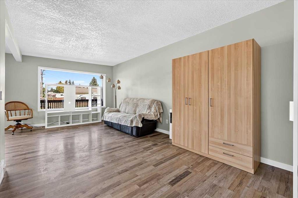 Fifth View of 4309 26 Avenue SE, Dover, Calgary, Alberta, T2B 0E1