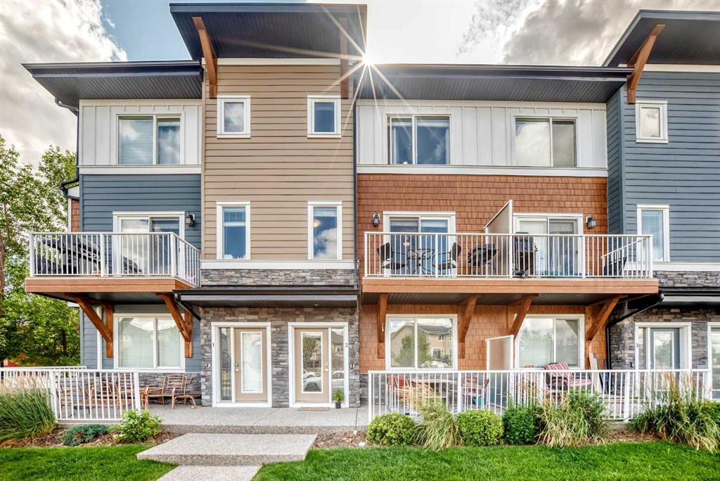 2, 111 Rainbow Falls Gate , A2338372, Alberta,