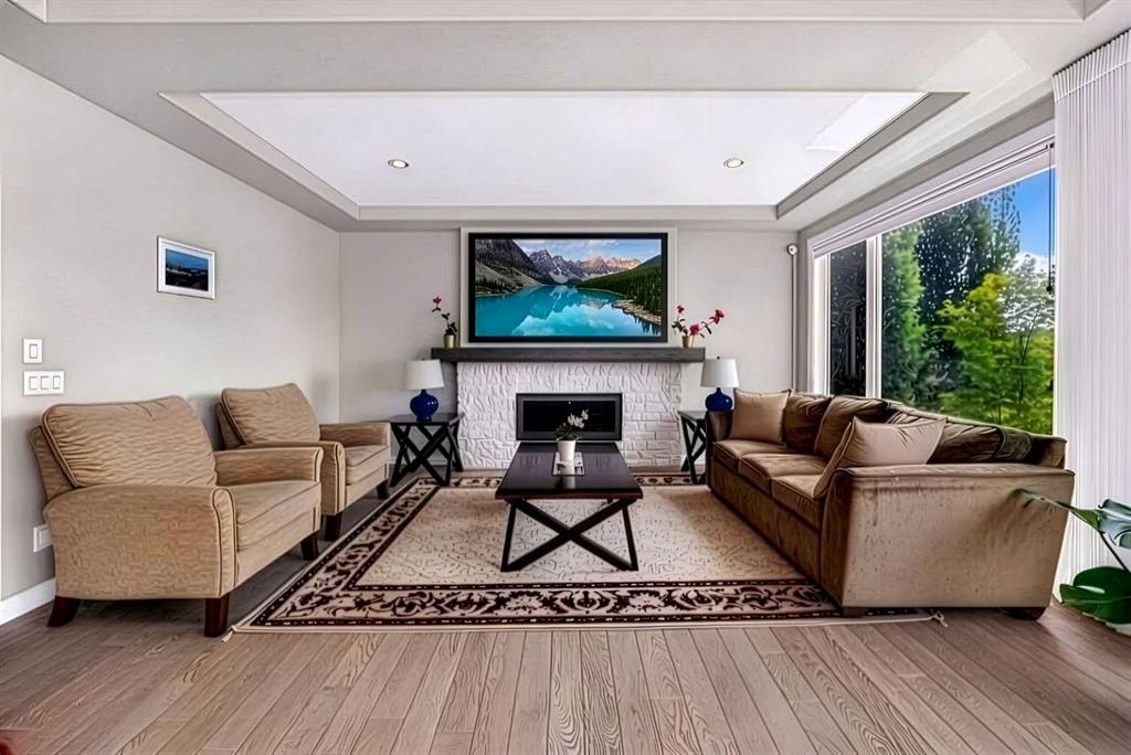 Fifth View of 33 Aspen Summit Circle SW, Aspen Woods, Calgary, Alberta, T3H 0Z7