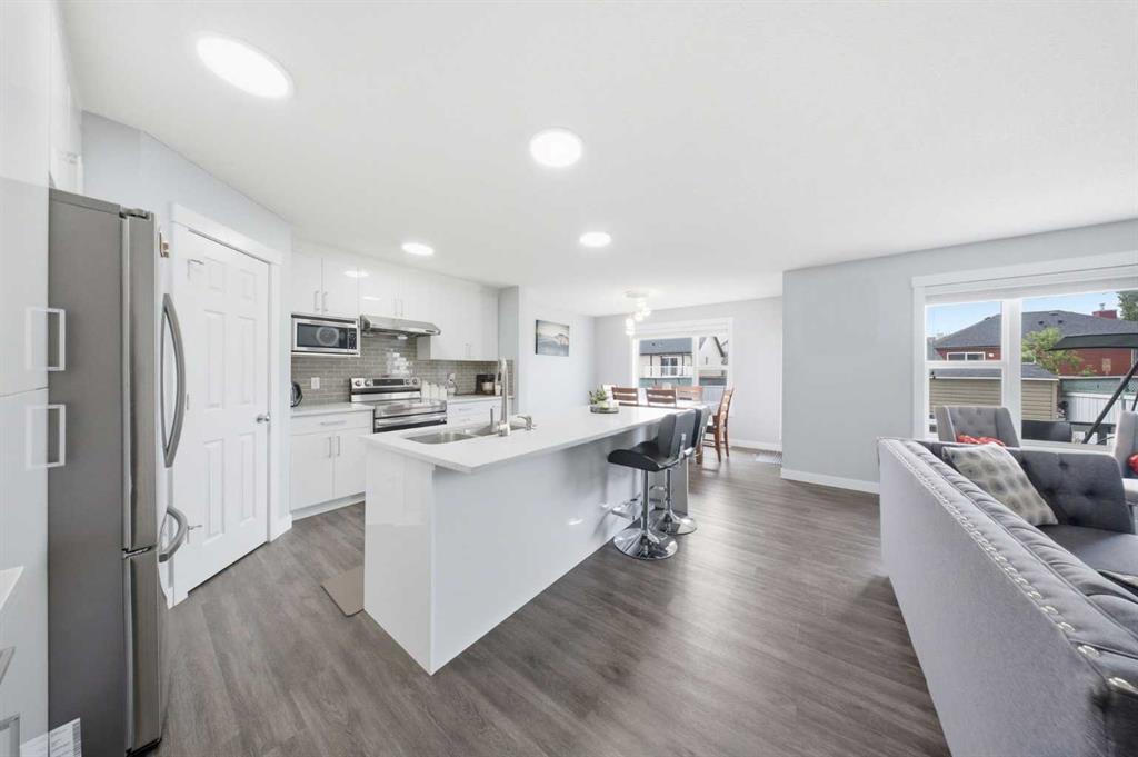 19 MARTHA'S MEADOW Close NE, A2338380, Alberta,