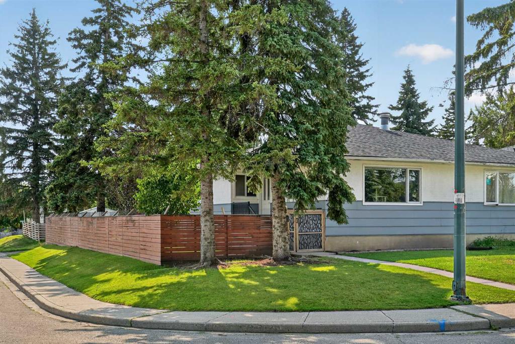 21 Rossmere Road SW, A2338399, Alberta,