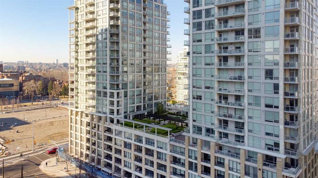 Second View of 521, 222 Riverfront Avenue SW, Chinatown, Calgary, Alberta, T2P 0X2