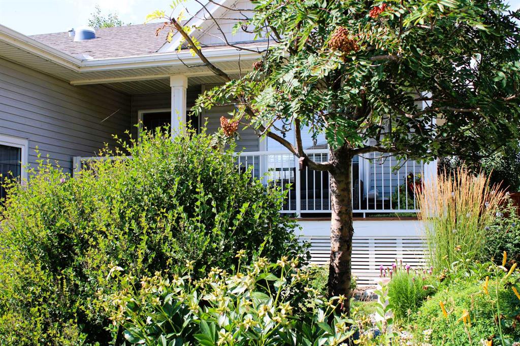 Third View of 128 12 Ave NE  , NONE, Sundre, Alberta, T0M 1X0