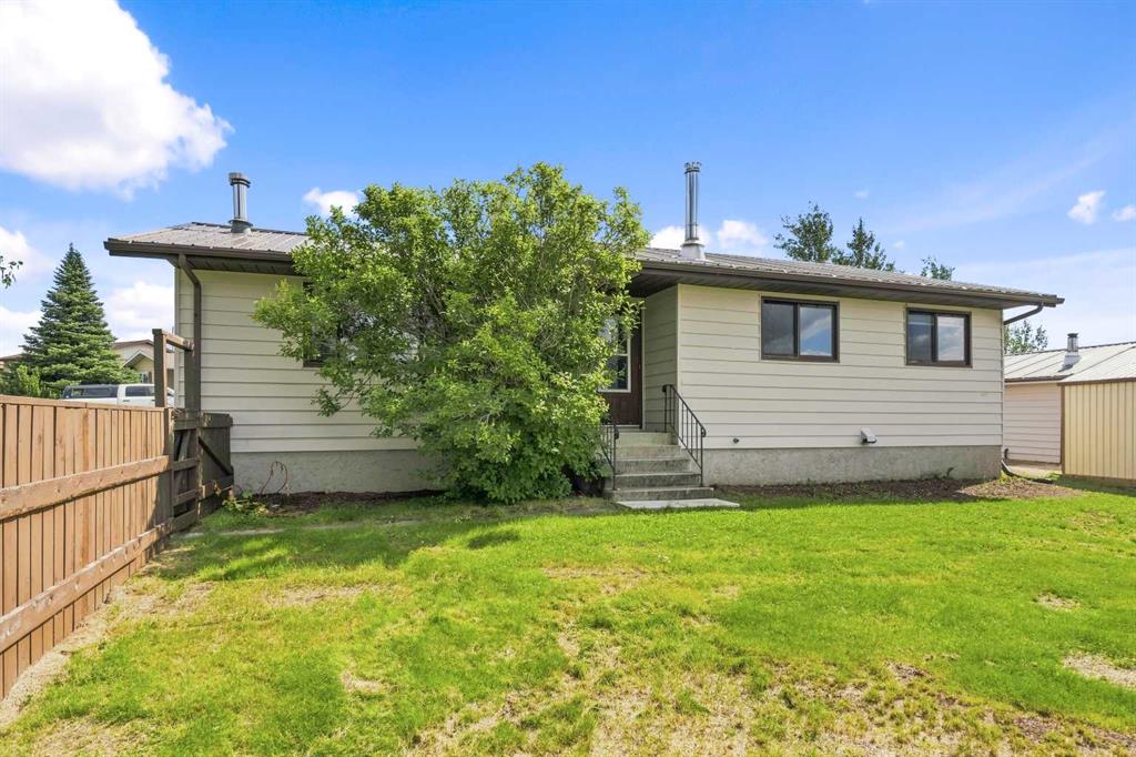 1 Isbister Avenue , A2338443, Alberta,