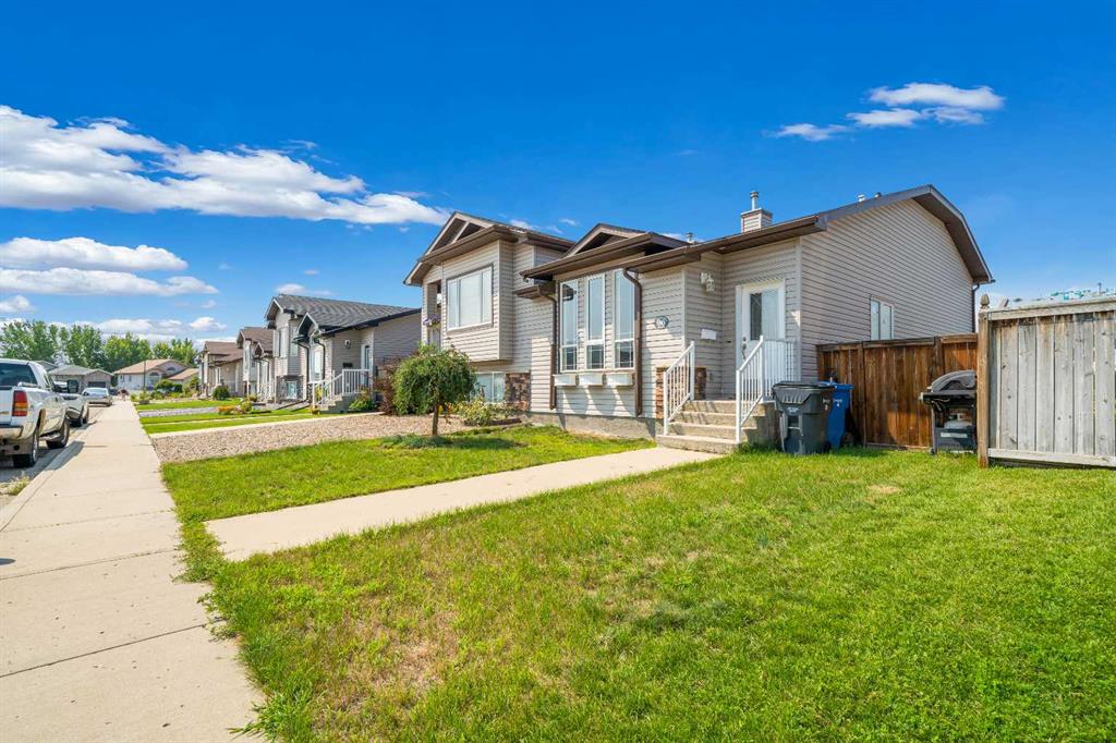 Third View of 96 Northlands Crescent NE, Northeast Crescent Heights, Medicine Hat, Alberta, T1C 2A9