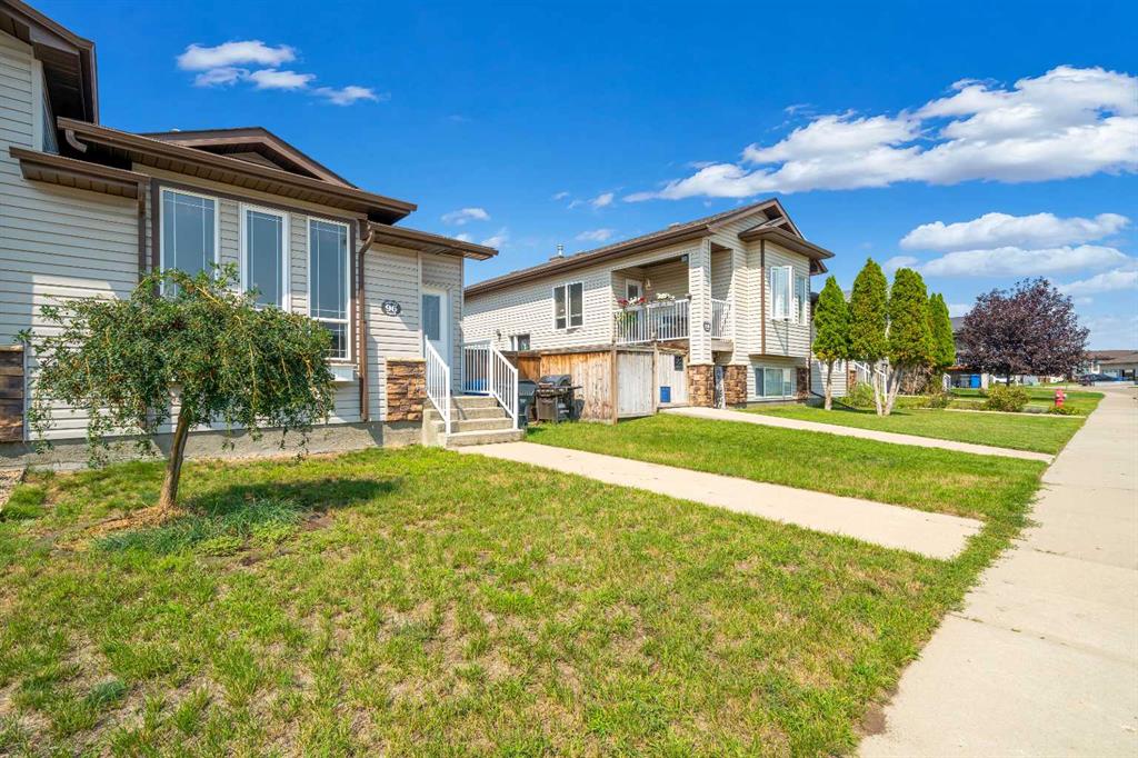 Fourth View of 96 Northlands Crescent NE, Northeast Crescent Heights, Medicine Hat, Alberta, T1C 2A9