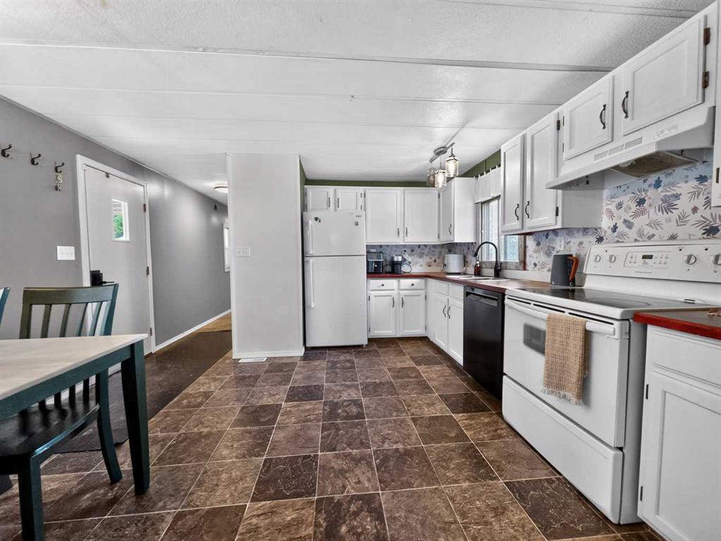 Fourth View of 10617 102 Avenue , NONE, La Crete, Alberta, T0H 2H0