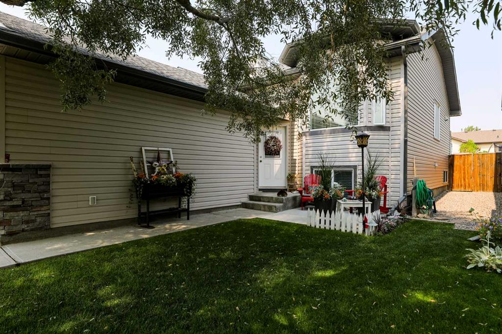 Fourth View of 126 Dorothy Gentleman Cres N  , Legacy Ridge / Hardieville, Lethbridge, Alberta, T1H 5N9
