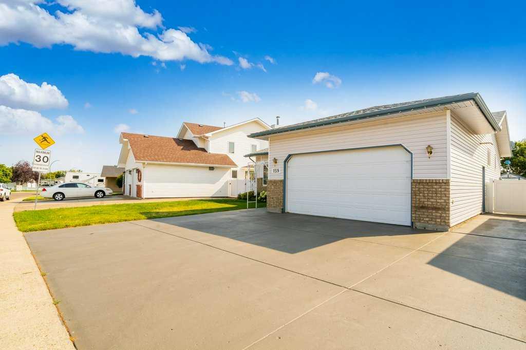 Fourth View of 159 Shannon Drive SE, SE Southridge, Medicine Hat, Alberta, T1B 4C2