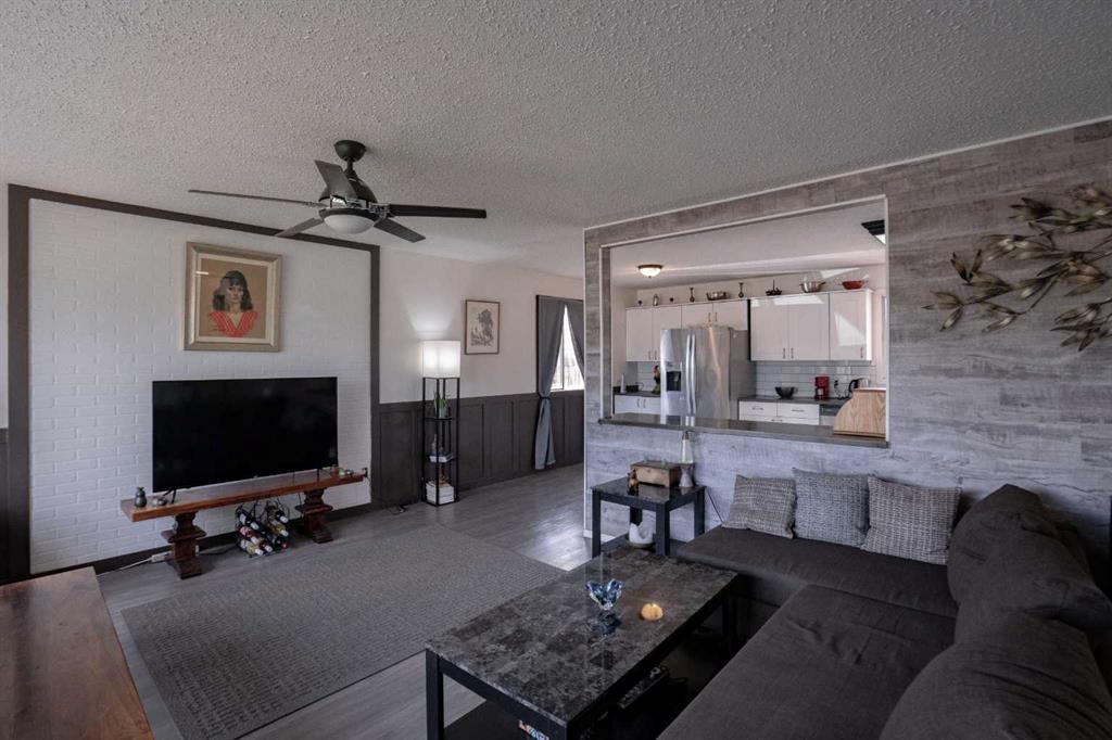 Fifth View of 5210 54A Ave  , NONE, Berwyn, Alberta, T0H0E0