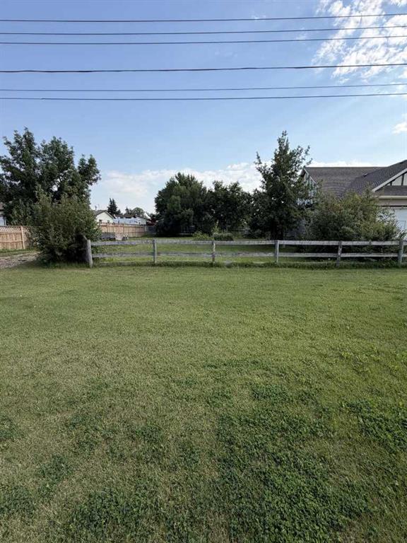 Second View of 188 East 100 South  , NONE, Raymond, Alberta, T0K 2S0