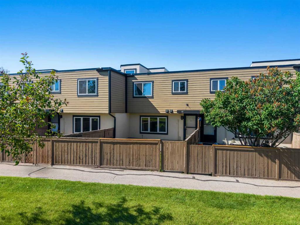 Third View of 40, 3809 45 Street SW, Glenbrook, Calgary, Alberta, T3E 3H4